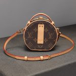 louis-vuitton-mini-boite-chapeau-M83575_PM2_Front-view-scaled-2.jpg