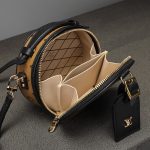 louis-vuitton-mini-boite-chapeau-M68276_PM2_Front-view-1.jpg