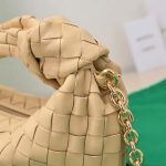 C7FEFD5A-783D-0175-F9A5-CF846343EB71.jpg