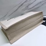 CC8E2433-3A13-C98D-BE79-44E3316CEA14.jpg