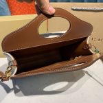 3AB931FC-C85A-F11C-20E0-9CEE11B2E7D0.jpg