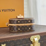 louis-vuitton-petite-boite-chapeau-M43514_PM2_Front-view-1.jpg